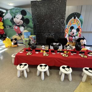 Mickey Mouse naslovna